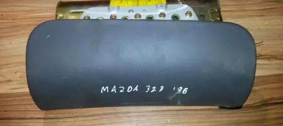 Mazda 323 Passenger airbag