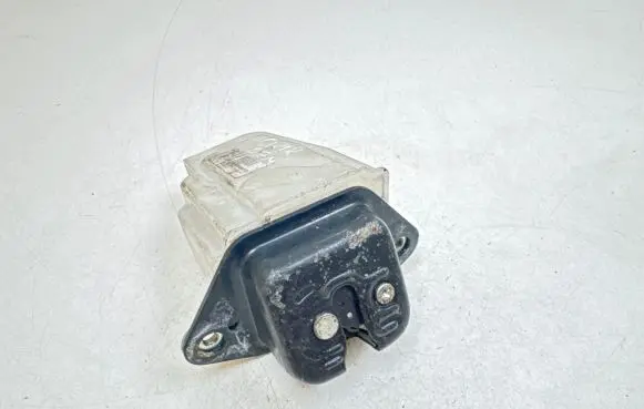 Honda Civic Tailgate/trunk/boot lock/catch/latch K9861120A