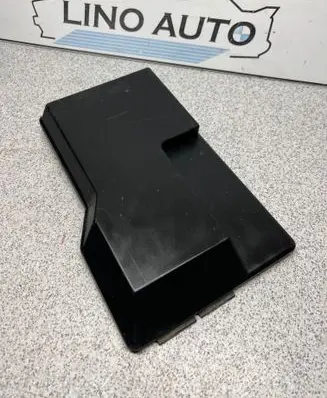 BMW 3 E36 Fuse box cover 61131387613