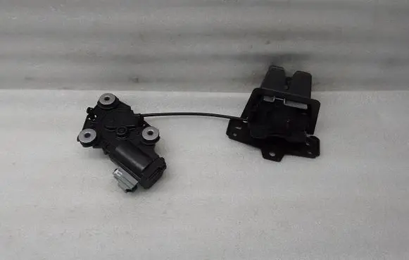 Volvo XC60 Tailgate/trunk/boot lock/catch/latch 32149889 A080105 224320