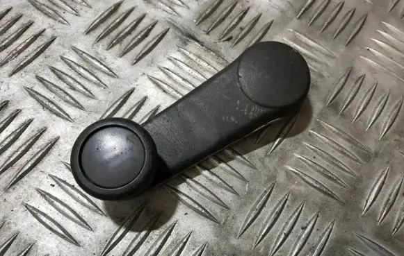 Audi 80 90 B2 Front door window winding handle 
