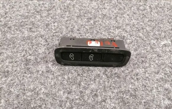 Volvo XC90 Suspension ride height/mode switch 31376484