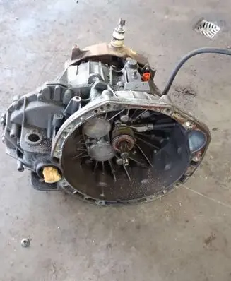 Renault Trafic II (X83) Manual 6 speed gearbox PF6010