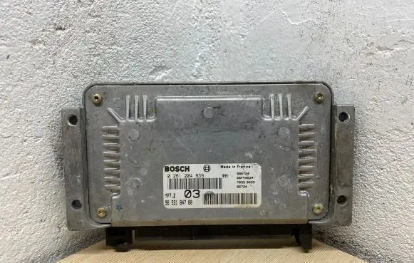 Citroen Xsara Engine control unit/module 9633184780 0261204939