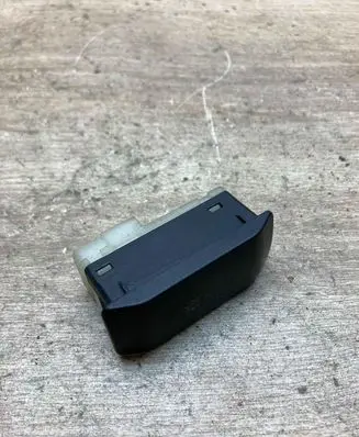 BMW 5 E60 E61 Passenger airbag on/off switch 6977788 32070510