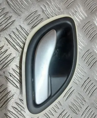 Renault Espace - Grand espace IV Front door interior handle 8200000724