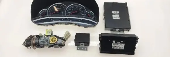 Subaru Legacy Engine ECU kit and lock set 85014AG15A 88281AG29A 22611AK42A