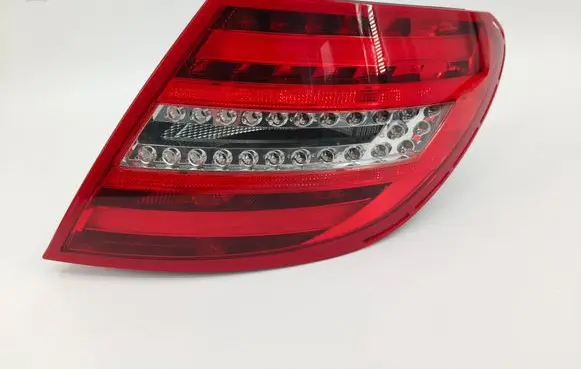Mercedes-Benz C W204 Rear/tail lights 2049060503