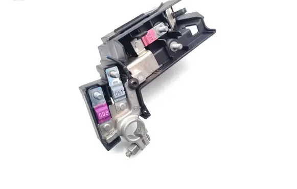 Mercedes-Benz C W202 Fuse module 8W0915459E