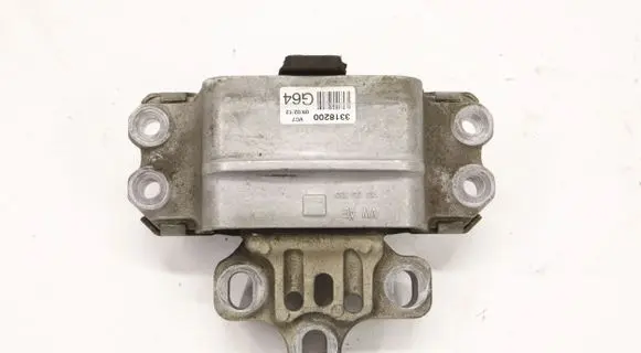 Volkswagen PASSAT B7 Engine mount bracket 1K0199555AQ