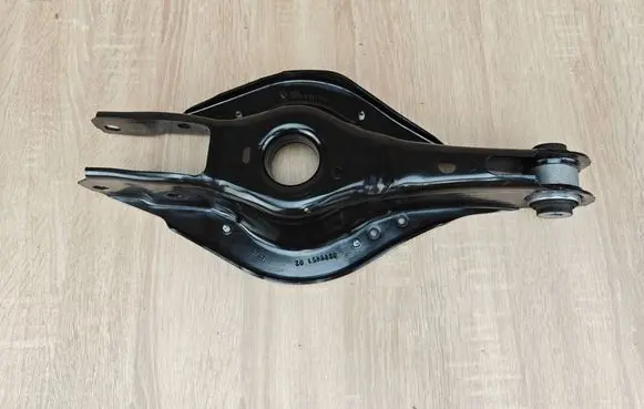 BMW 4 G22 G23 G24 G26 Rear upper control arm/wishbone 6886451 6886448