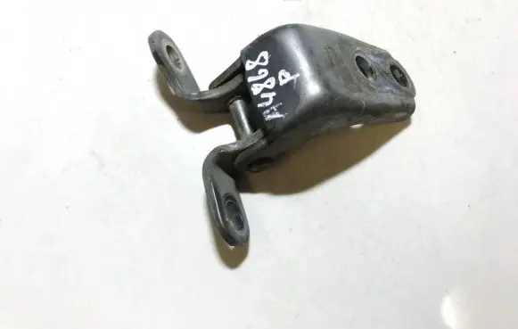 Honda Civic Front door upper hinge