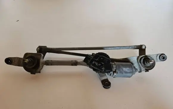 Opel Insignia A Wiper motor 13227392 AV1590001415