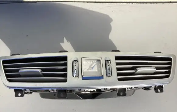 Mercedes-Benz S W221 Clock A2218300954