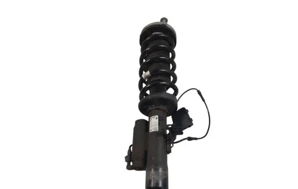 BMW 5 G30 G31 Front shock absorber with coil spring 6866395 77686639505 F4BA5L799W1