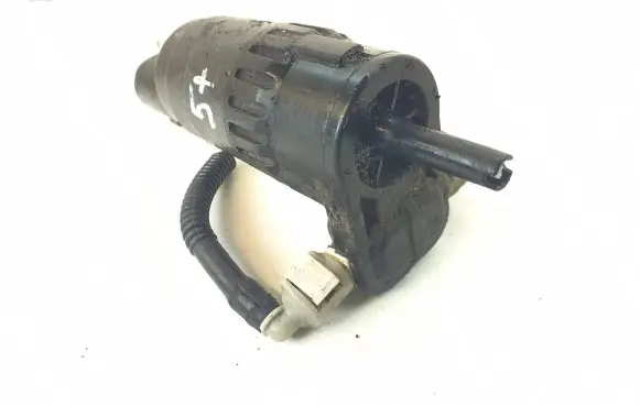 Volkswagen Golf Plus Windscreen/windshield washer pump 1T0955651A SG7127 013973