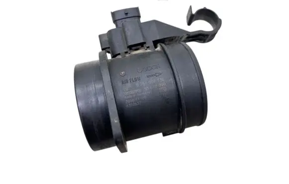 Volvo XC70 Mass air flow meter 30677999 0281002730