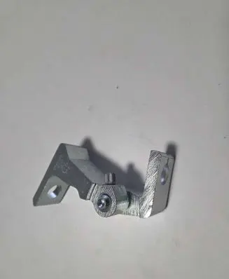 Volkswagen Jetta V Front door upper hinge 8K0831402H