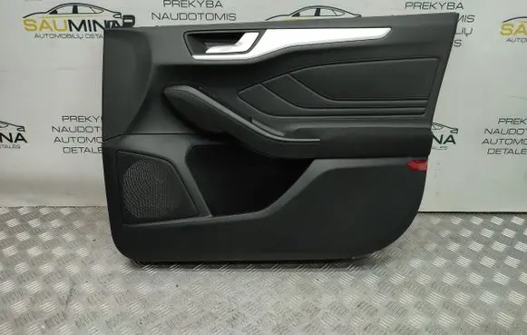 Ford Focus Front door card panel trim