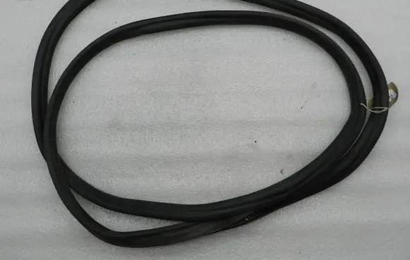 Trunk rubber seal (body)