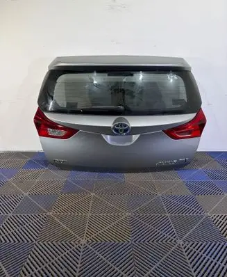 Toyota Auris E180 Tailgate/trunk/boot lid 