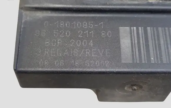 Citroen C4 Grand Picasso Glow plug pre-heat relay 018010951 9652021180