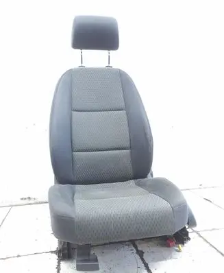 Audi A6 S6 C6 4F Front driver seat 4F081105