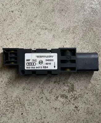 Volkswagen Phaeton Airbag deployment crash/impact sensor 8E0959643D 040903 0232F01LEDF0