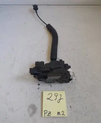Renault Laguna III Rear door lock 23984792
