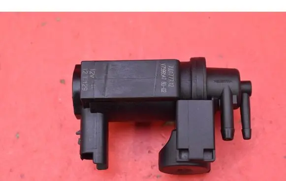 BMW 7 F01 F02 F03 F04 Vacuum valve V75995478002