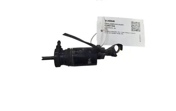 Volvo V70 Headlight washer pump 1013229