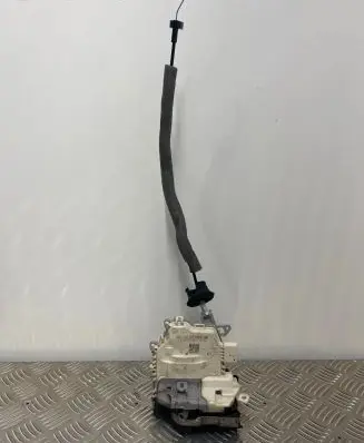 Audi A6 C7 Front door lock 8J1837016D
