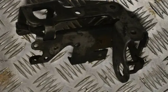 Mercedes-Benz C W204 other engine part A6512231541
