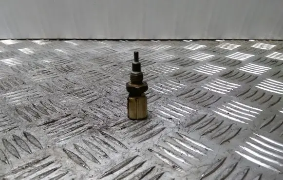Coolant temperature sensor