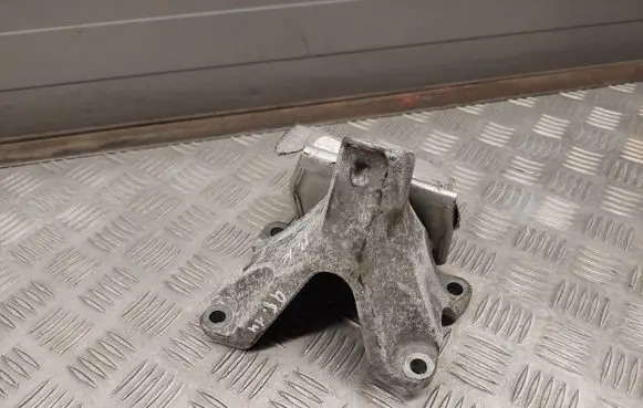 Audi Q5 SQ5 Engine mounting bracket 8K0199307BF 8K0199307