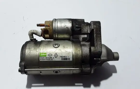 Renault Latitude (L70) Starter motor 8200579570