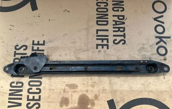 Citroen DS5 Front bumper cross member 
