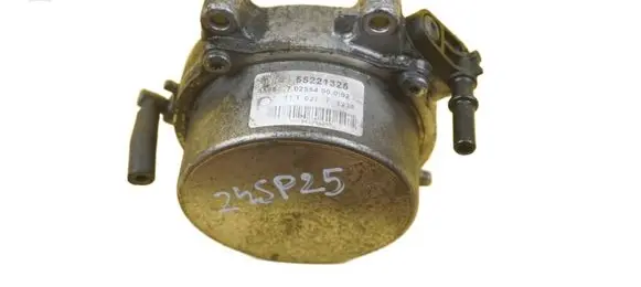 Alfa Romeo Giulietta Vacuum pump 55221325 940A4000
