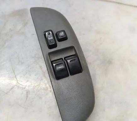 Toyota Yaris Verso Electric window control switch 8482052090