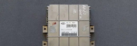Peugeot 405 Engine control unit/module 9611159580 16076074