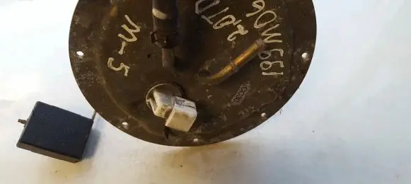 Mazda 5 Fuel level sensor 