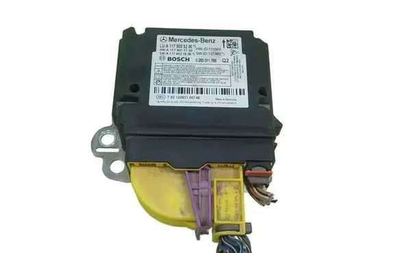 Mercedes-Benz A W176 Airbag control unit/module A1179005200 16AB71