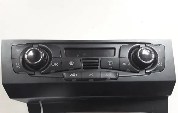 Audi A4 S4 B8 8K Air conditioner control unit module 8T2820043AF