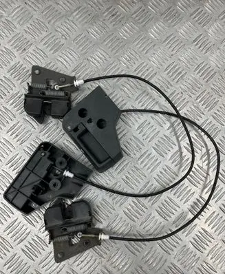 BMW 5 E60 E61 Seat back rest lock catch 7119459