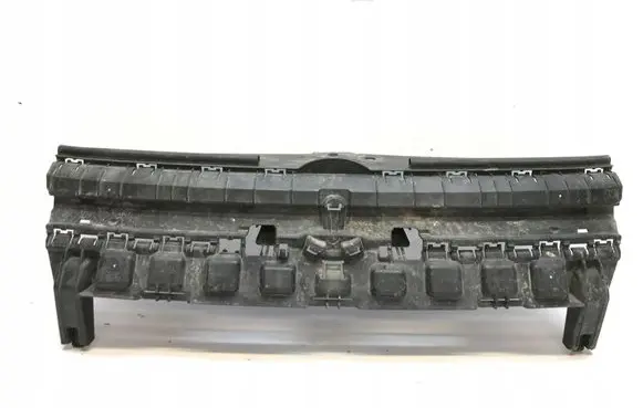 Volkswagen Caddy Front bumper upper radiator grill 2K7807231E
