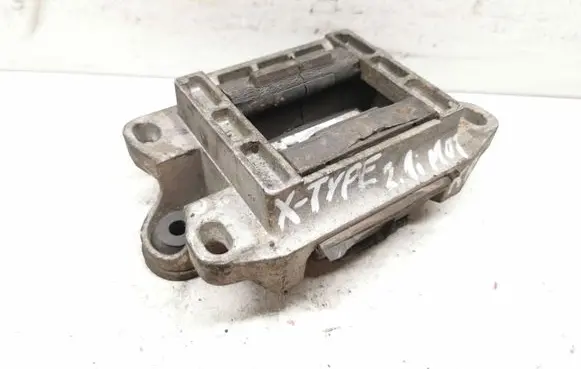Jaguar X-Type Engine mount bracket 1X437M122