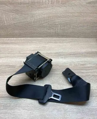 BMW 5 E39 Rear seatbelt 8198478 00057798