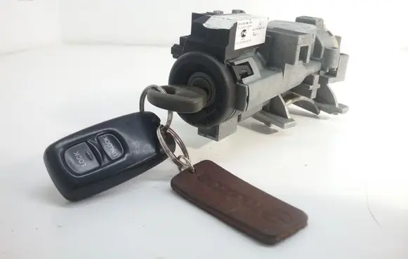 Mazda 6 Ignition lock VP2ALF14B129AA