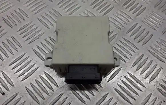 Toyota Avensis Verso Window wiper relay GERMANY150.696