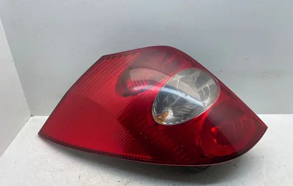 Renault Laguna II Rear/tail lights E200016 01000 0200